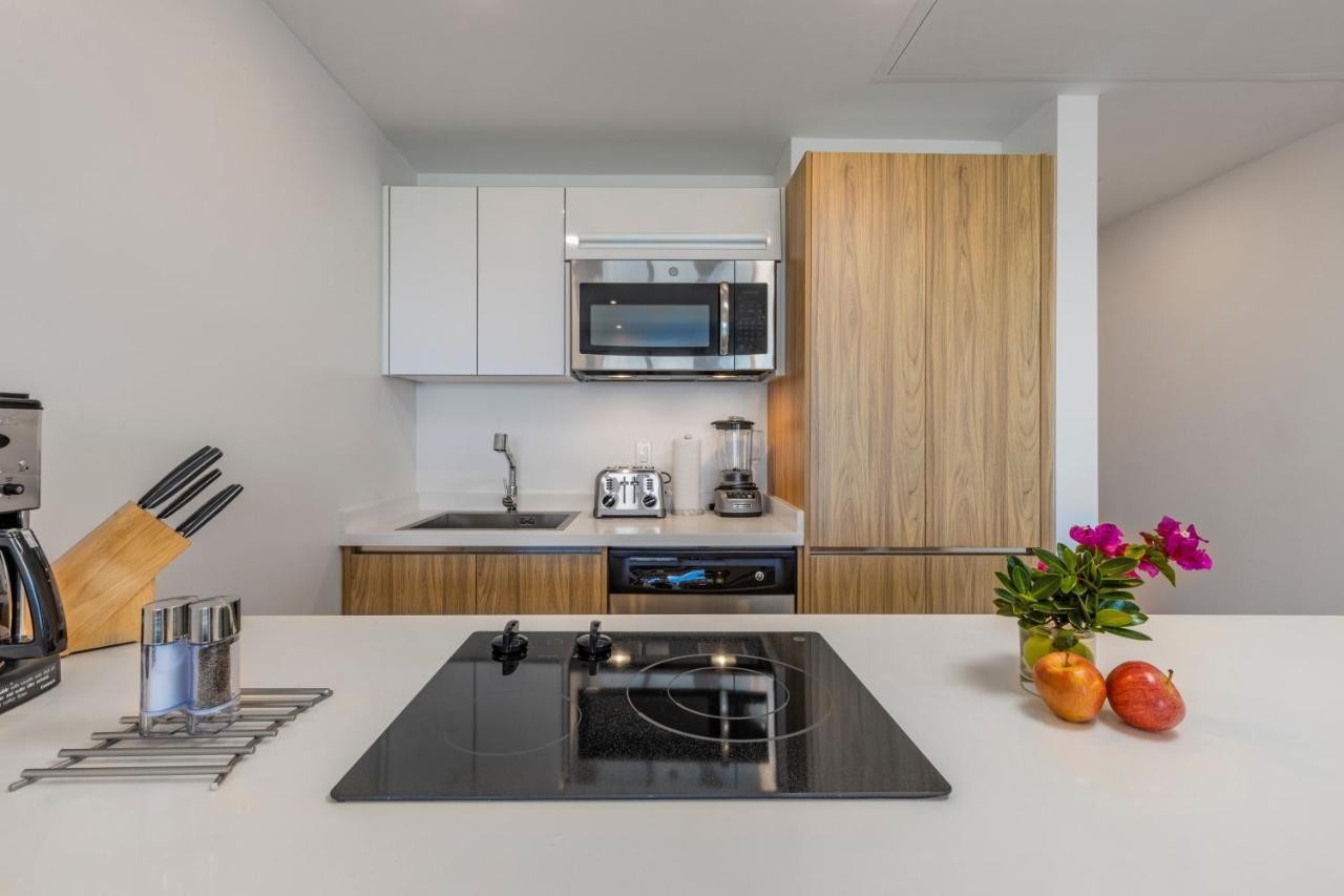 Azure Beach Residences Палм Бийч Екстериор снимка