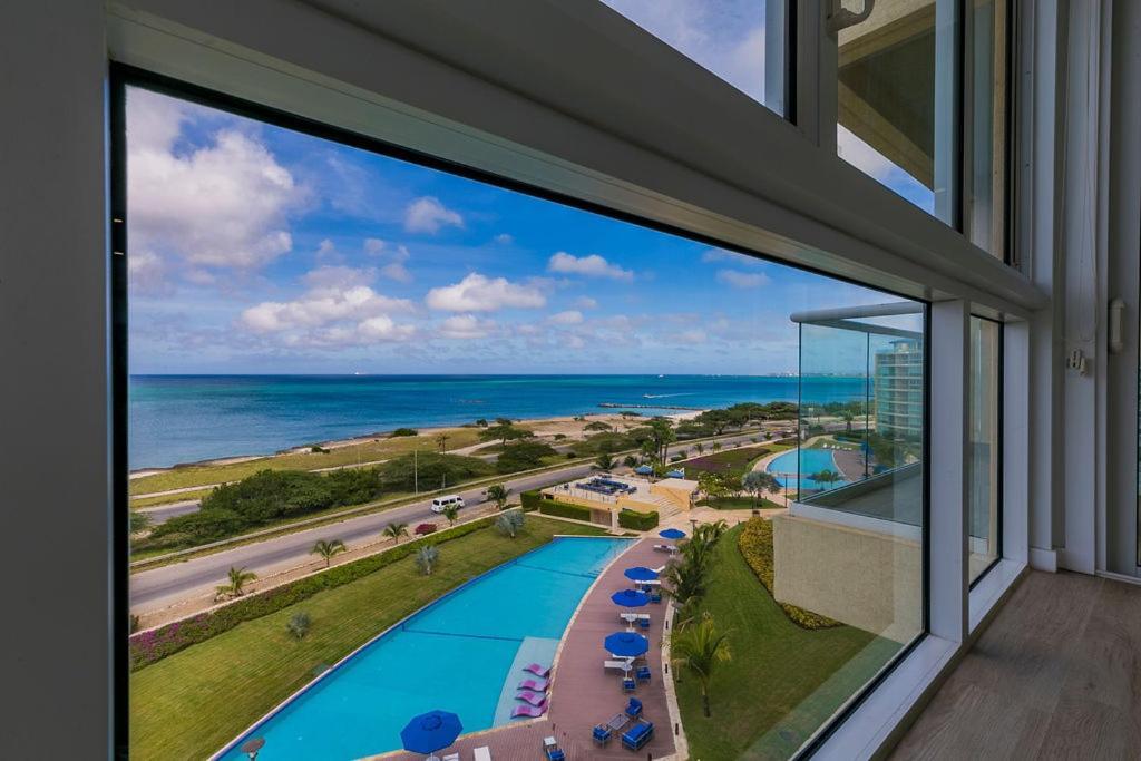Azure Beach Residences Палм Бийч Екстериор снимка
