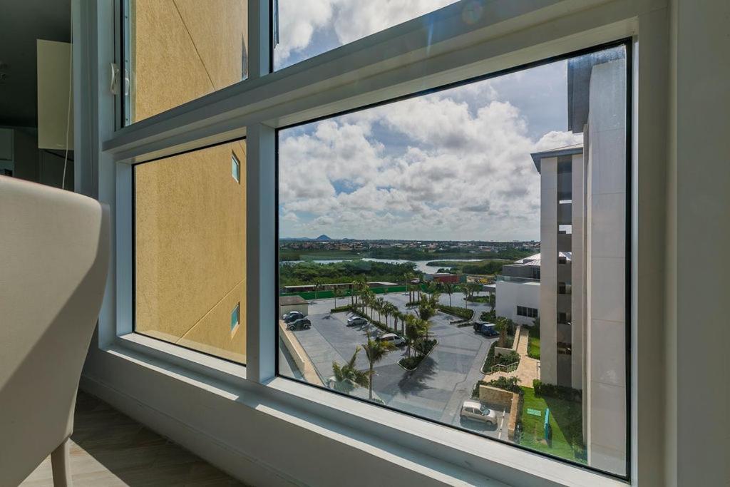 Azure Beach Residences Палм Бийч Екстериор снимка