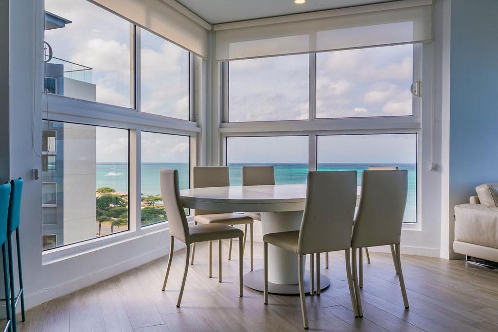 Azure Beach Residences Палм Бийч Екстериор снимка