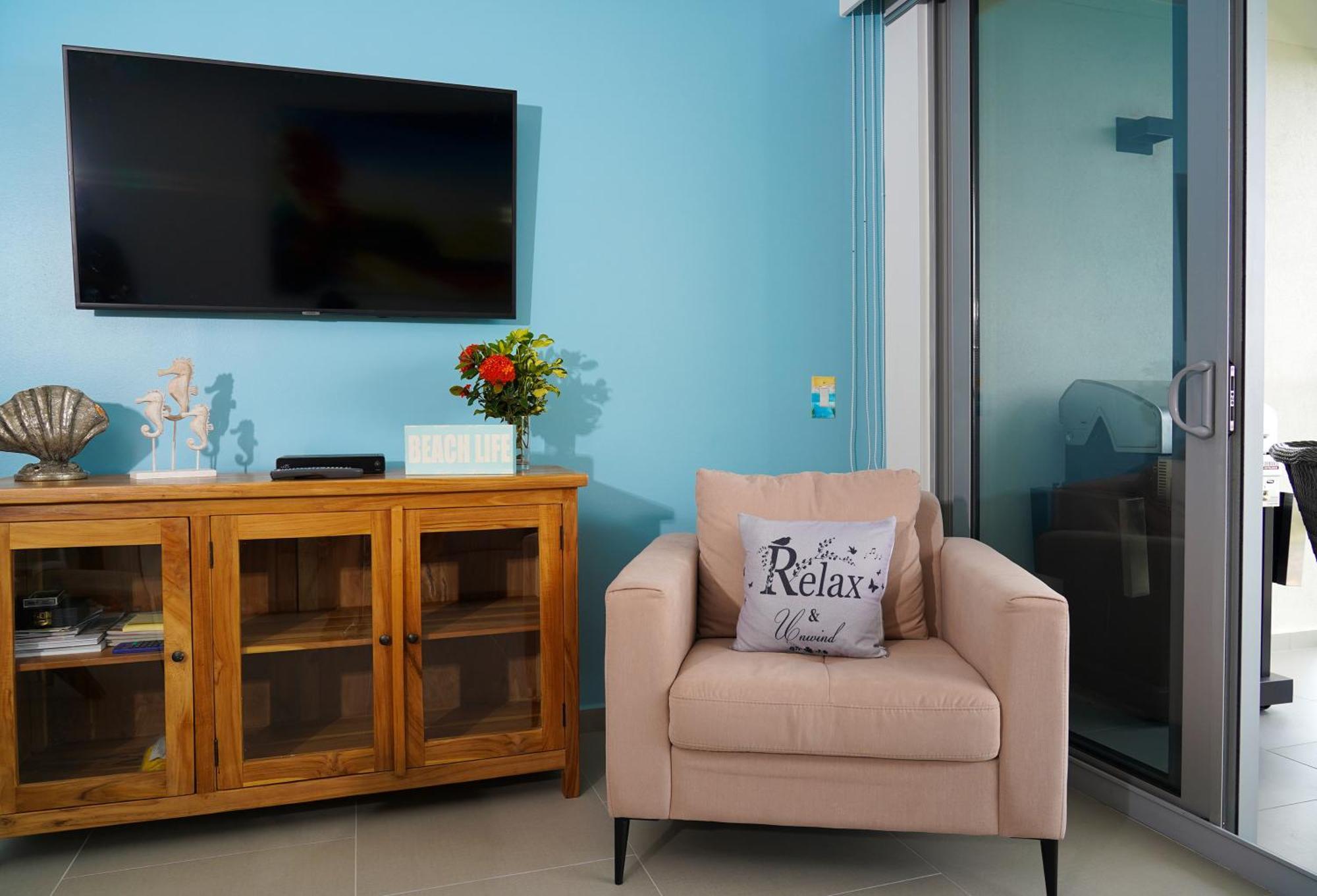 Azure Beach Residences Палм Бийч Екстериор снимка
