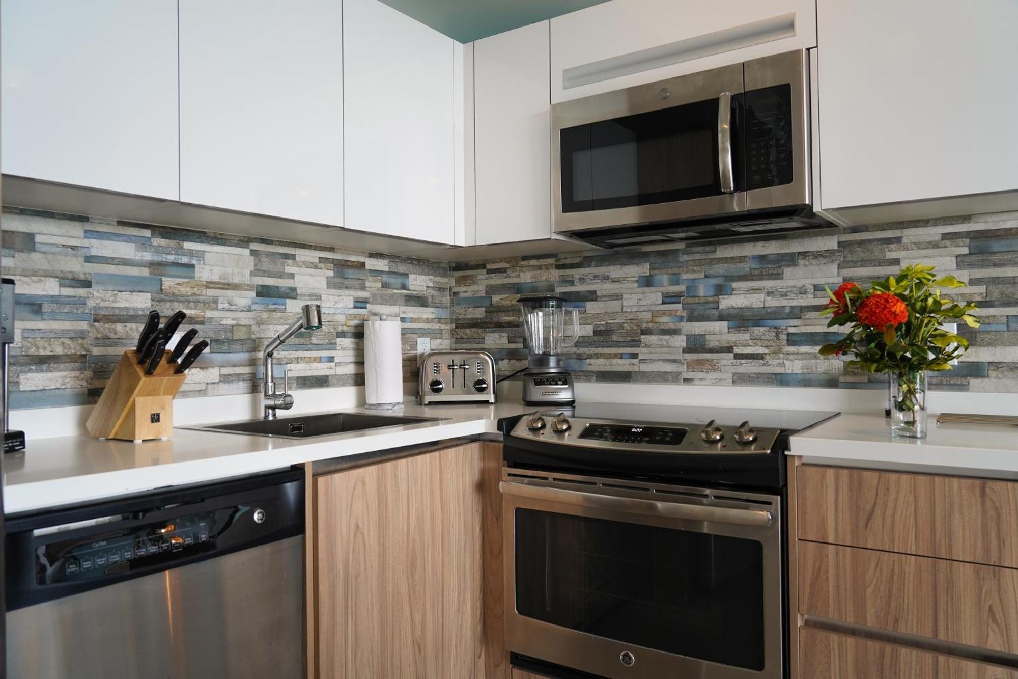 Azure Beach Residences Палм Бийч Екстериор снимка