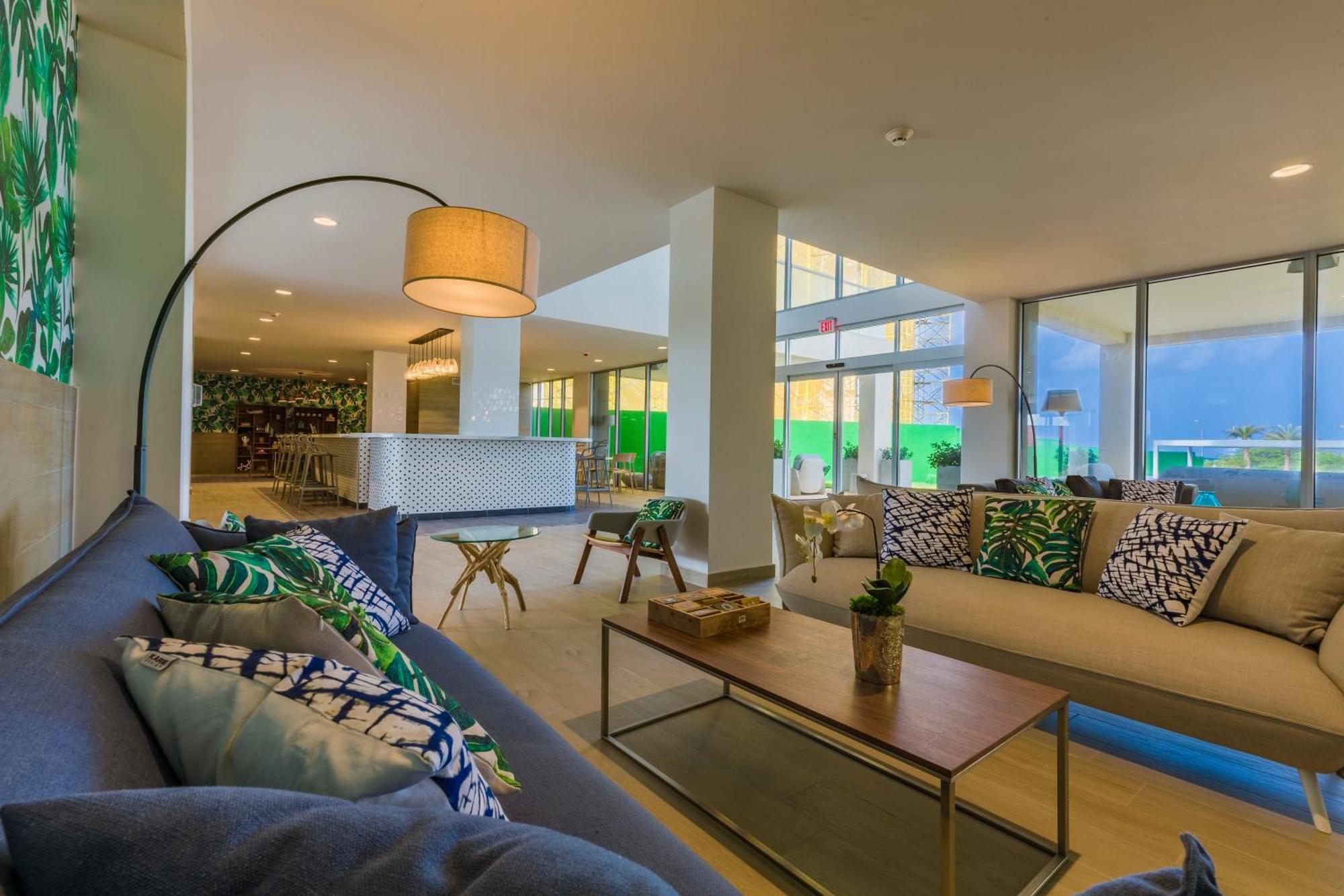 Azure Beach Residences Палм Бийч Екстериор снимка
