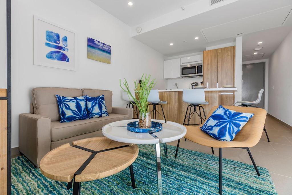 Azure Beach Residences Палм Бийч Екстериор снимка